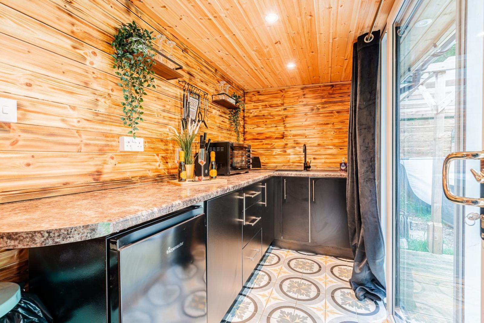 Cadnam Cozy Cottage With Hot Tub! מראה חיצוני תמונה